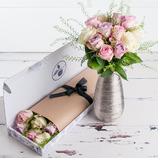 Choose your bouquet, subscription duration and delivery date and they'll make sure beautiful blooms are delivered each month.