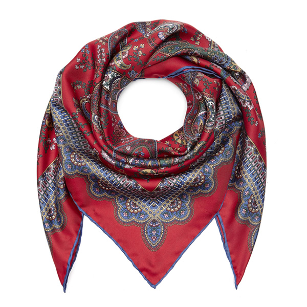This Florence Paisley Foulard Scarf from Liberty is the perfect Christmas gift for your mum or wife, it's sophisticated and wonderfully elegant