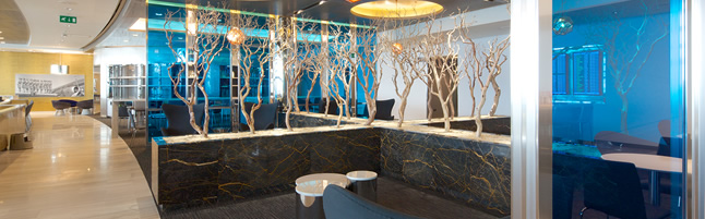 United Club Lounge Terminal 2, London Heathrow Review